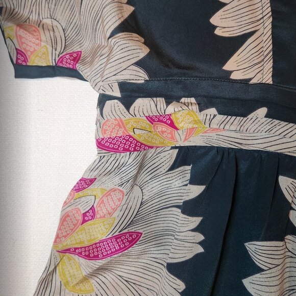 Anthropologie Odille Silk Floral Blouse Size 8 - Picture 3 of 8